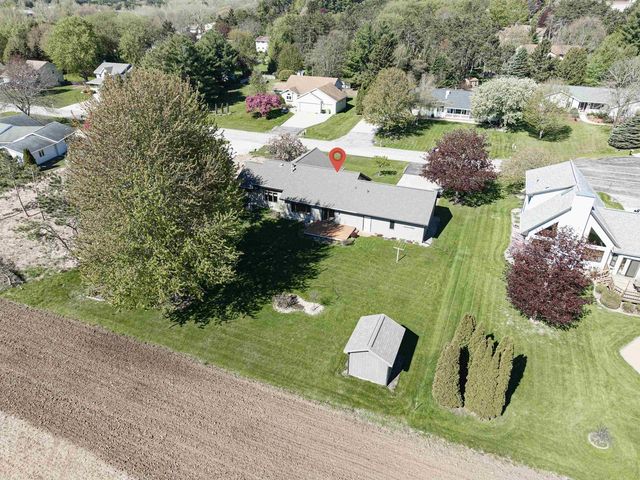8358 PHEASANT RUN TRAIL, Larsen, WI 54947