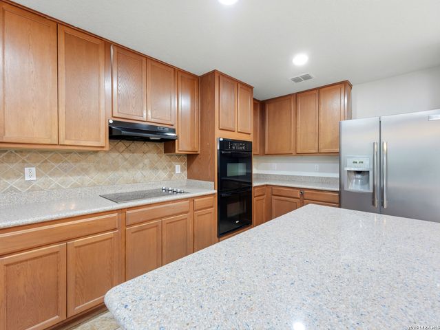 6740 Wayman Ridge, Live Oak, TX 78233