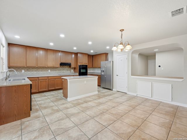 6740 Wayman Ridge, Live Oak, TX 78233