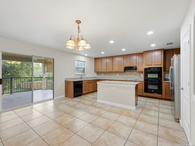 6740 Wayman Ridge, Live Oak, TX 78233