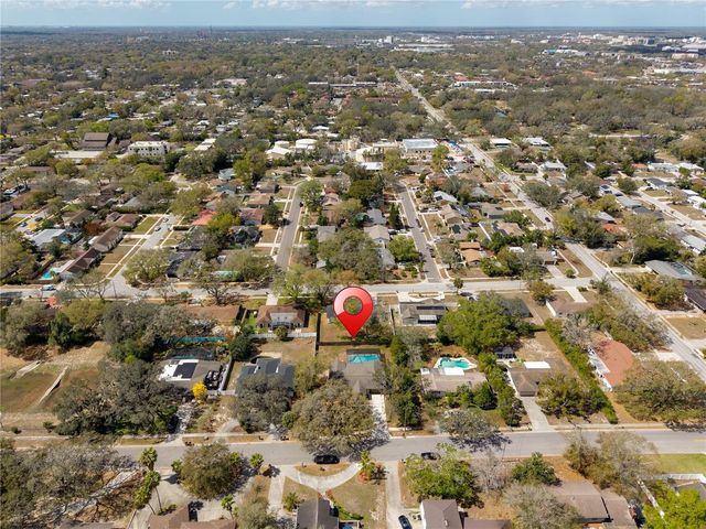 10700 N 62ND STREET, Temple Terrace, FL 33617