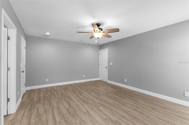 10700 N 62ND STREET, Temple Terrace, FL 33617