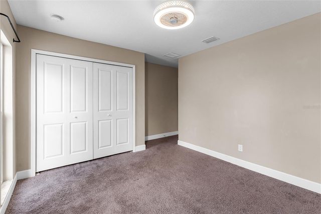 10700 N 62ND STREET, Temple Terrace, FL 33617