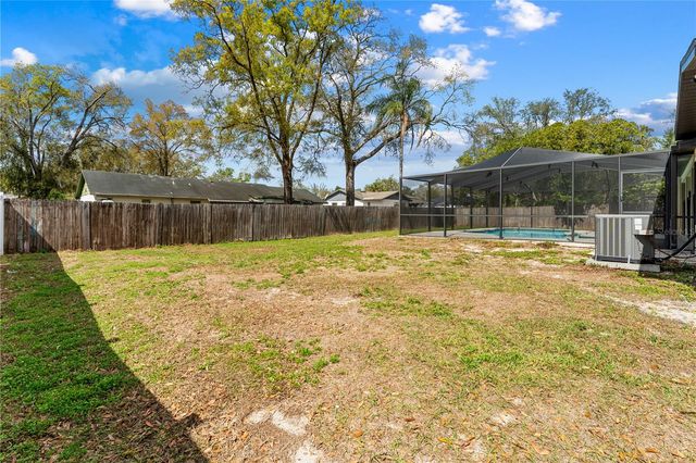 10700 N 62ND STREET, Temple Terrace, FL 33617