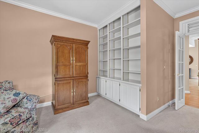5935 Winans View Court, Hamburg Township, MI 48169