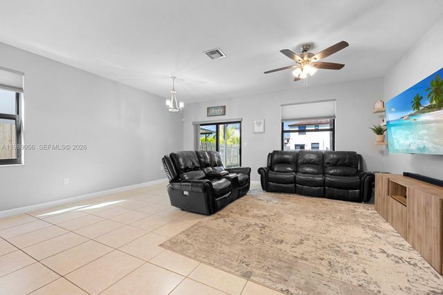 25378 SW 108th Ave, Homestead, FL 33032