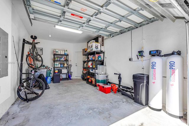 25378 SW 108th Ave, Homestead, FL 33032