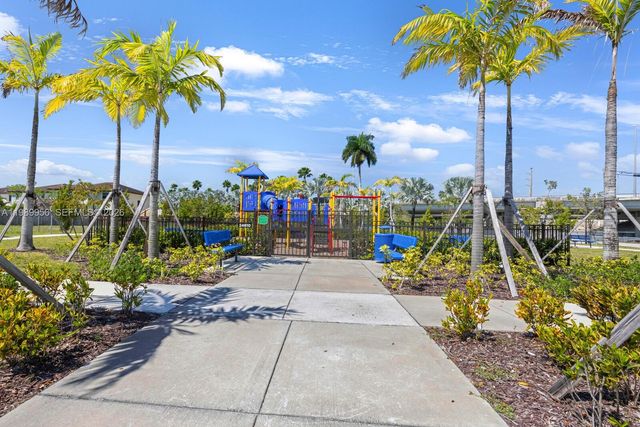 25378 SW 108th Ave, Homestead, FL 33032