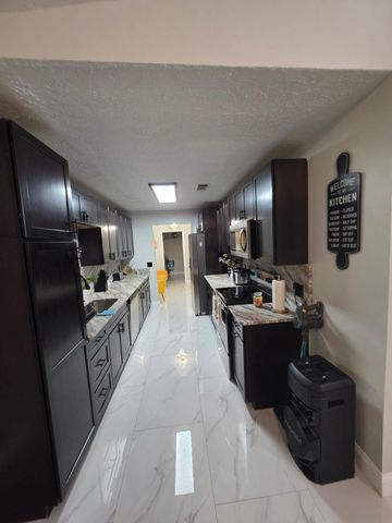 2281 SE Belvedere Street, Port St. Lucie, Port St Lucie, FL 34984