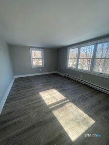 1 Hickory Street, Bristol, CT 06010