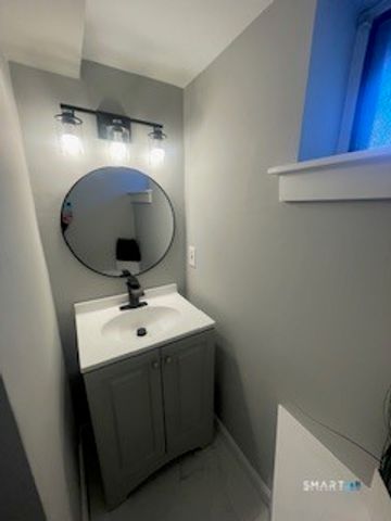 1 Hickory Street, Bristol, CT 06010