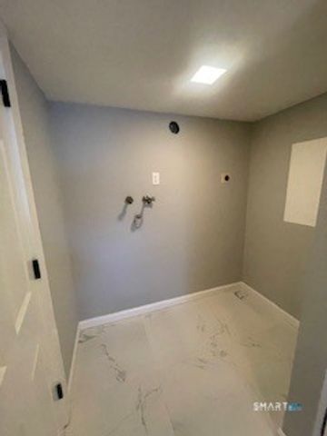 1 Hickory Street, Bristol, CT 06010