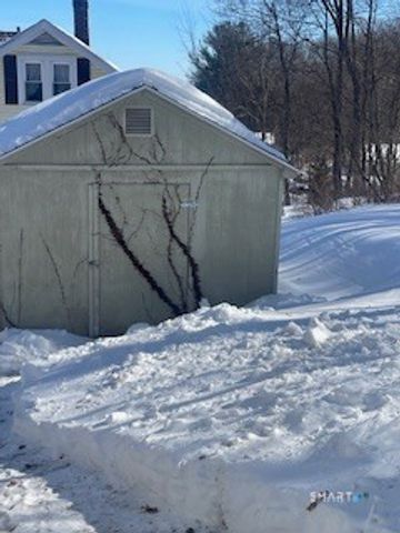 1 Hickory Street, Bristol, CT 06010