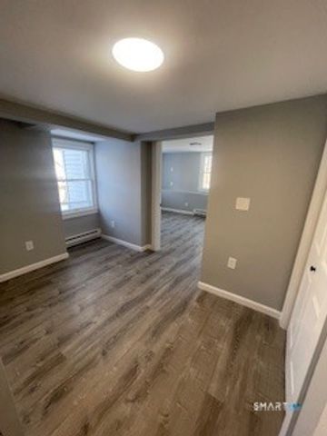 1 Hickory Street, Bristol, CT 06010