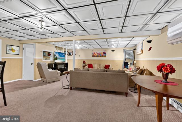 4914 RIDGE RD, Baltimore, MD 21237