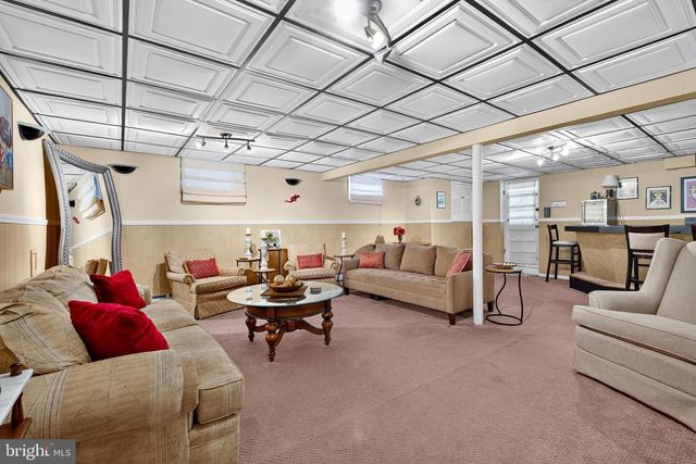 4914 RIDGE RD, Baltimore, MD 21237