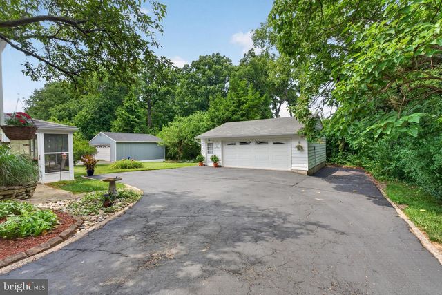 4914 RIDGE RD, Baltimore, MD 21237
