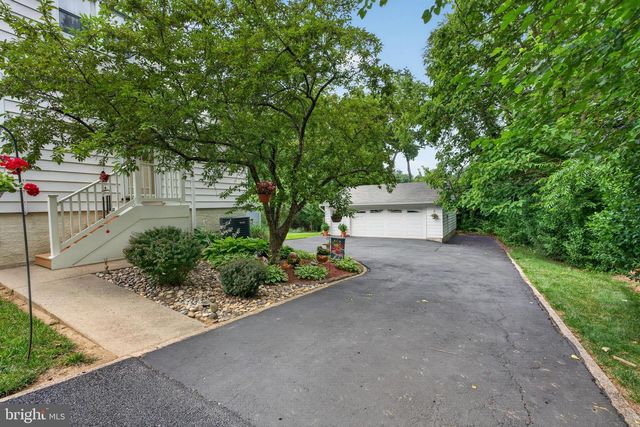 4914 RIDGE RD, Baltimore, MD 21237