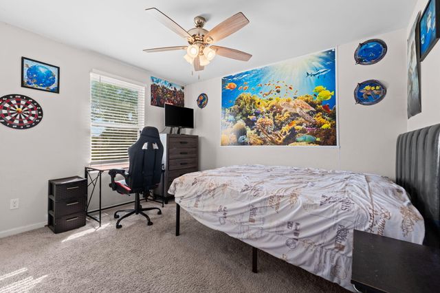 16901 Aberdeen Drive, Romulus, MI 48174