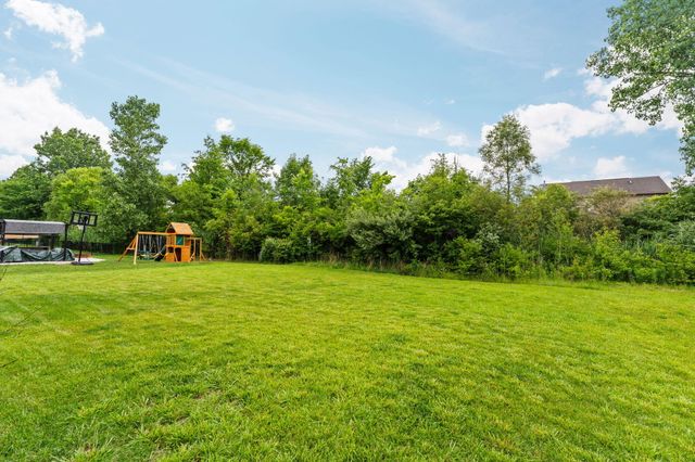 16901 Aberdeen Drive, Romulus, MI 48174