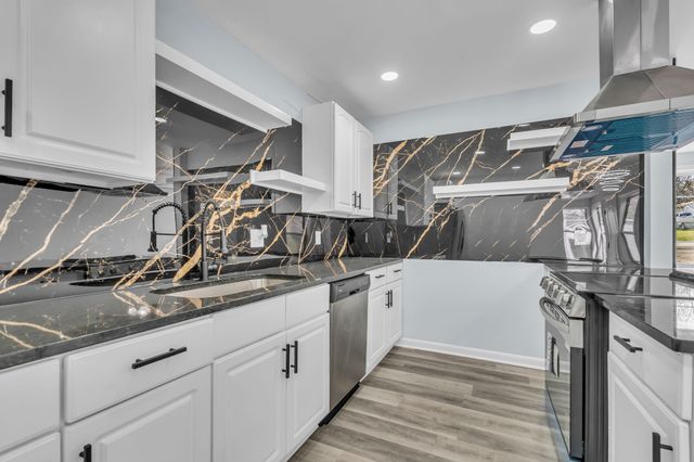 4623 Mandy Ln, Murfreesboro, TN 37129