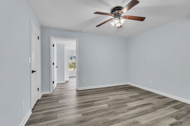 4623 Mandy Ln, Murfreesboro, TN 37129