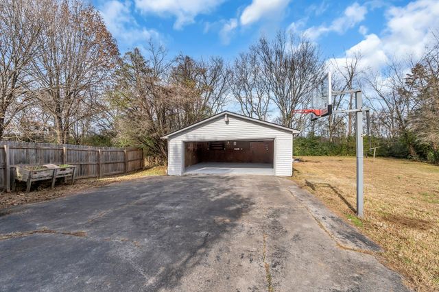 4623 Mandy Ln, Murfreesboro, TN 37129