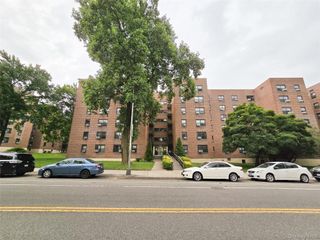 211-10 73rd Avenue 3D, Bayside, NY 11364