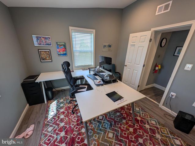 18 N PHILADELPHIA BOULEVARD # 202, Aberdeen, MD 21001