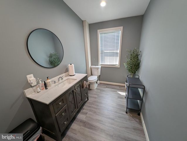 18 N PHILADELPHIA BOULEVARD # 202, Aberdeen, MD 21001