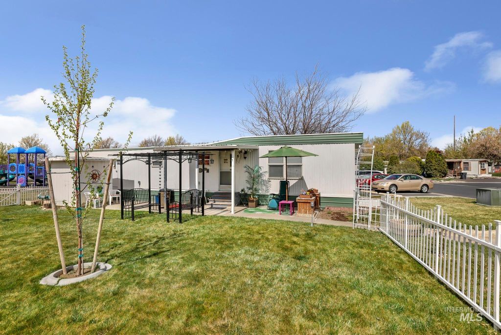 198 South Hills Rd 45, Twin Falls, ID 83301