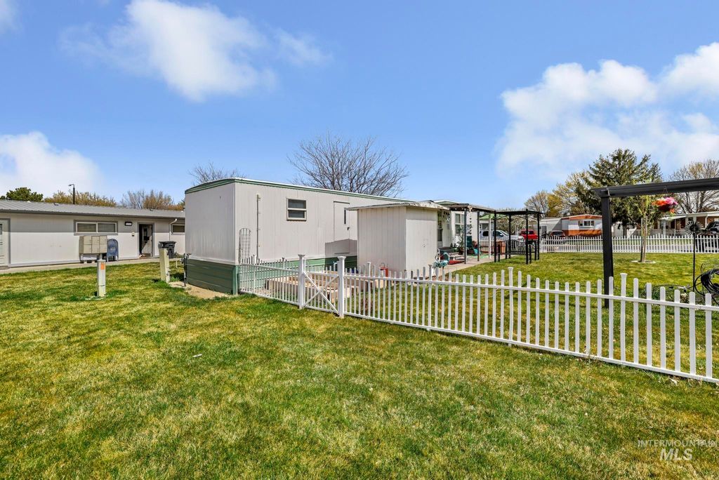 198 South Hills Rd 45, Twin Falls, ID 83301 photo 2