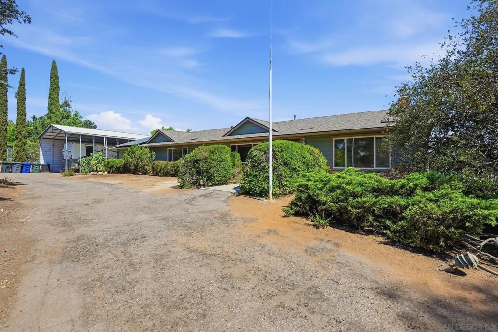 133 La Cresta Heights Rd, El Cajon, CA 92021 — photo 4