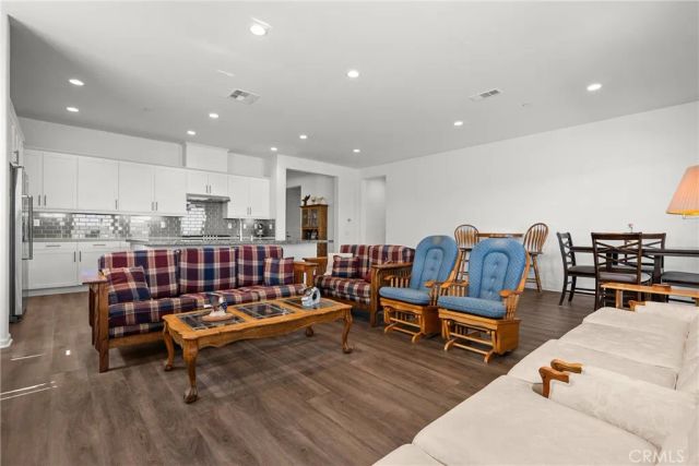 18725 Big Cedar Drive, Canyon Country, CA 91387