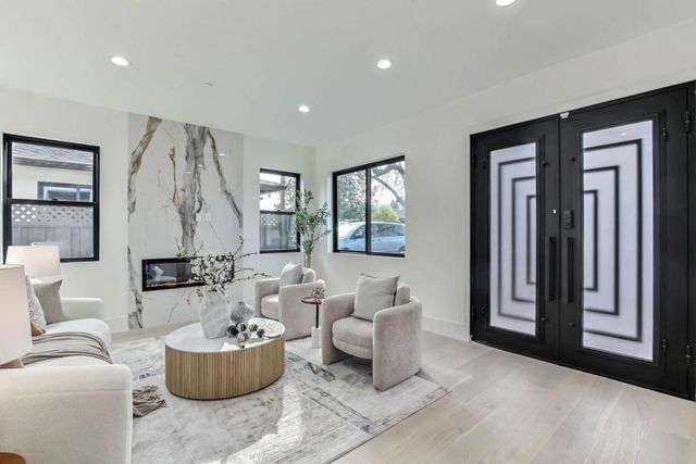 10290 Imperial Avenue, Cupertino, CA 95014