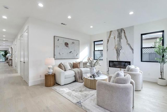 10290 Imperial Avenue, Cupertino, CA 95014