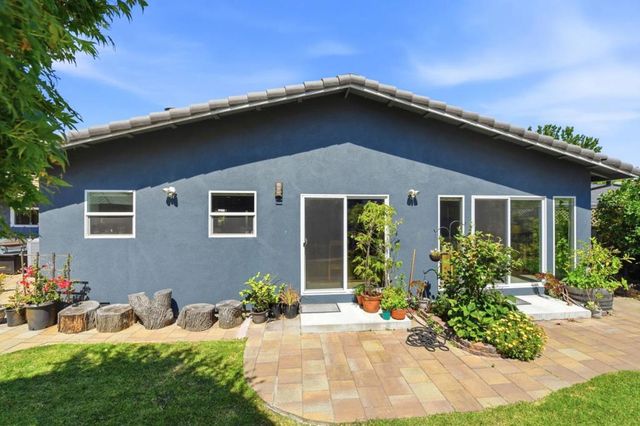 290 Hillview Drive, Fremont, CA 94536