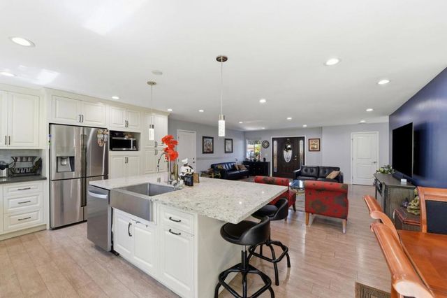 290 Hillview Drive, Fremont, CA 94536