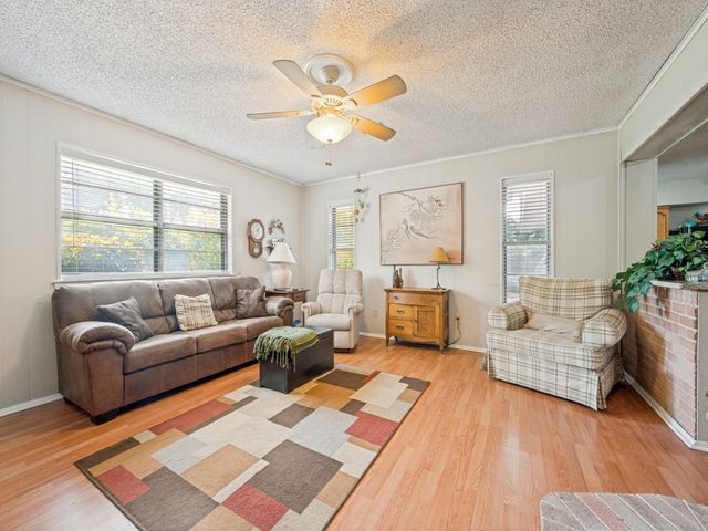 1604 Pleasant Run Road, Carrollton, TX 75006