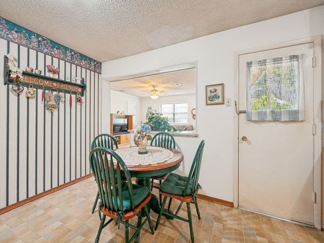 1604 Pleasant Run Road, Carrollton, TX 75006