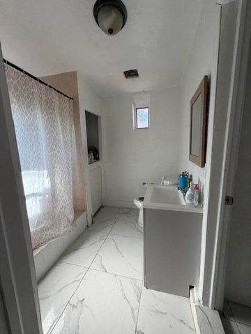 1009 S PINE Street, Lake Worth Beach, FL 33460