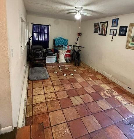 1009 S PINE Street, Lake Worth Beach, FL 33460