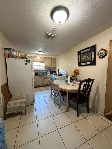 1009 S PINE Street, Lake Worth Beach, FL 33460