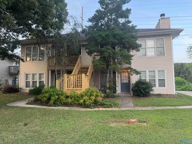 2703 Lantern Walk C, Huntsville, AL 35803