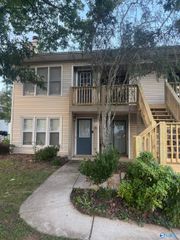 2703 Lantern Walk C, Huntsville, AL 35803