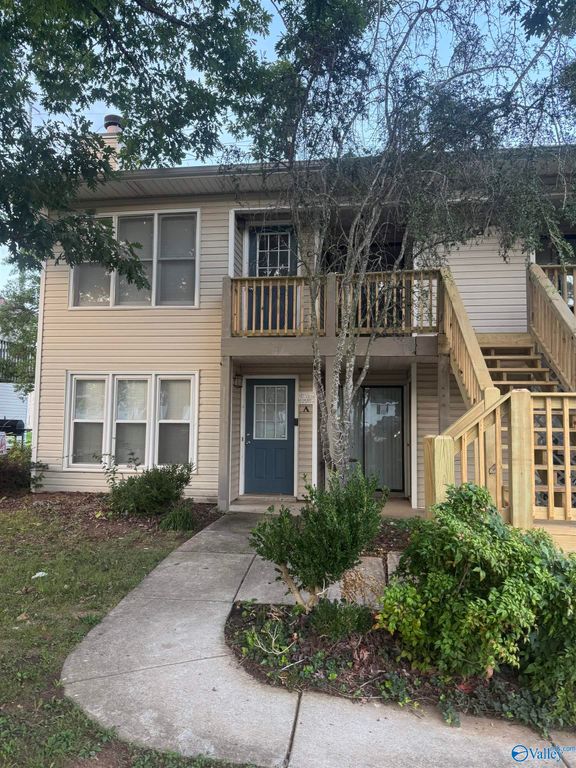 2703 Lantern Walk C, Huntsville, AL 35803