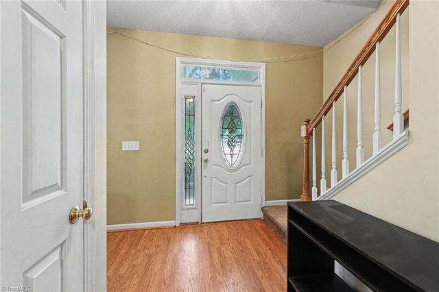 945 Biloxi Avenue, Kernersville, NC 27284
