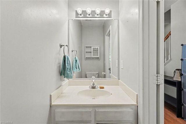 945 Biloxi Avenue, Kernersville, NC 27284