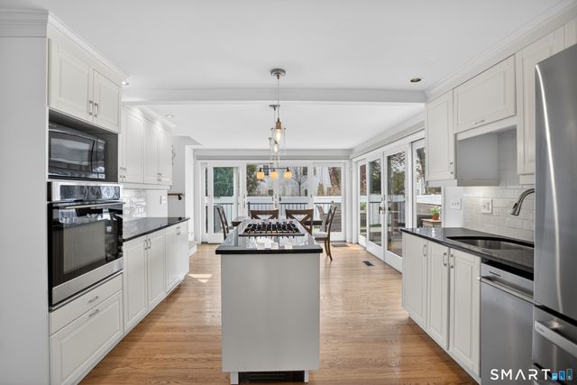 120 South Pine Creek Road, Fairfield, CT 06824