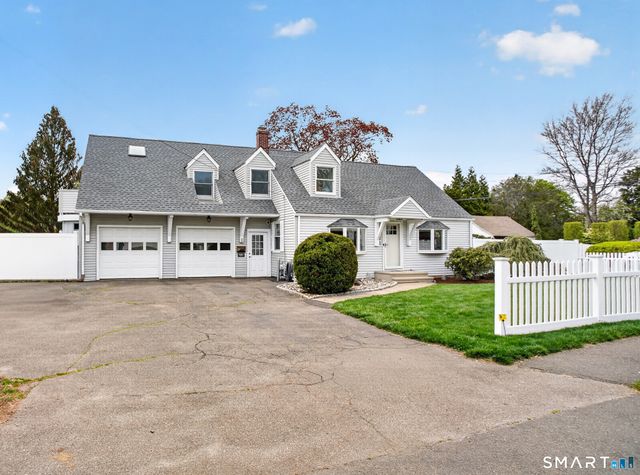 120 South Pine Creek Road, Fairfield, CT 06824